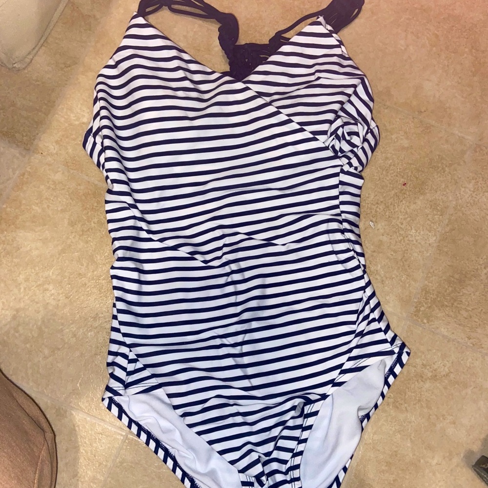 one piece swimsuit